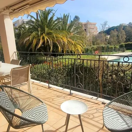 Superb Great Comfort With Balcony & Pool *
