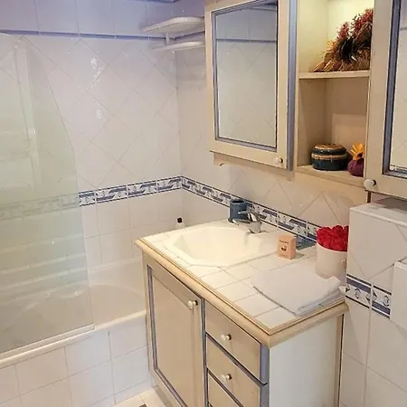 Apartman Superb Great Comfort With Balcony & Pool Sainte-Maxime